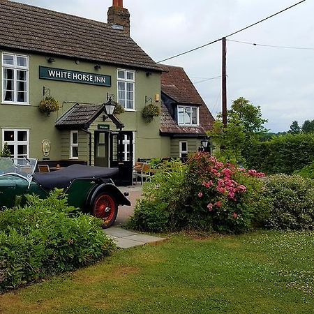 The White Horse Inn Barton  Εξωτερικό φωτογραφία